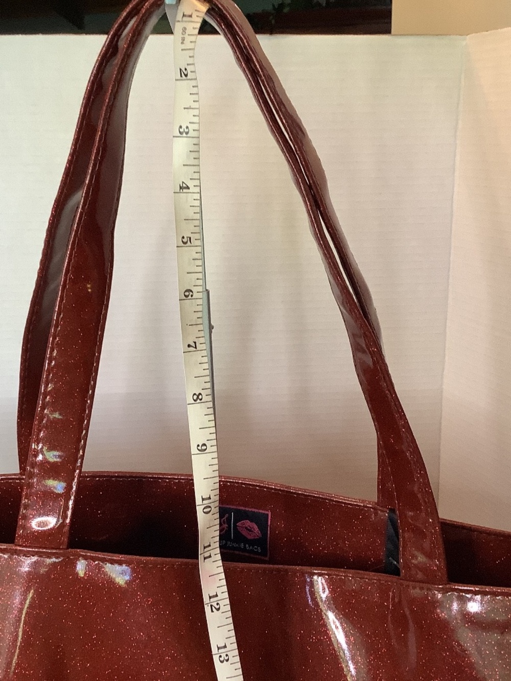 NWT Makeup Junkie weekender‎ red tote - Picture 9 of 13